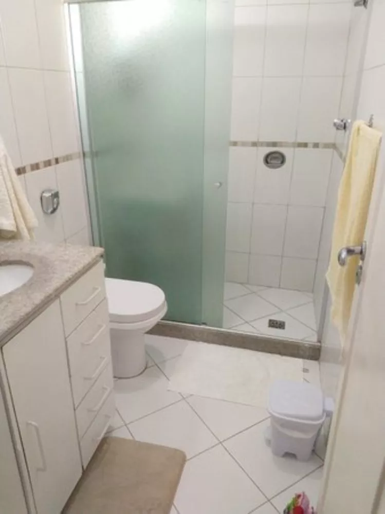 Apartamento à venda com 1 quarto, 42m² - Foto 2