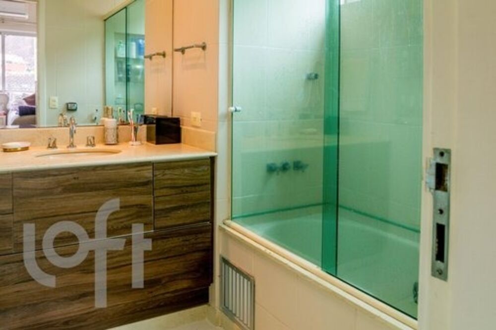 Apartamento à venda com 3 quartos, 114m² - Foto 1