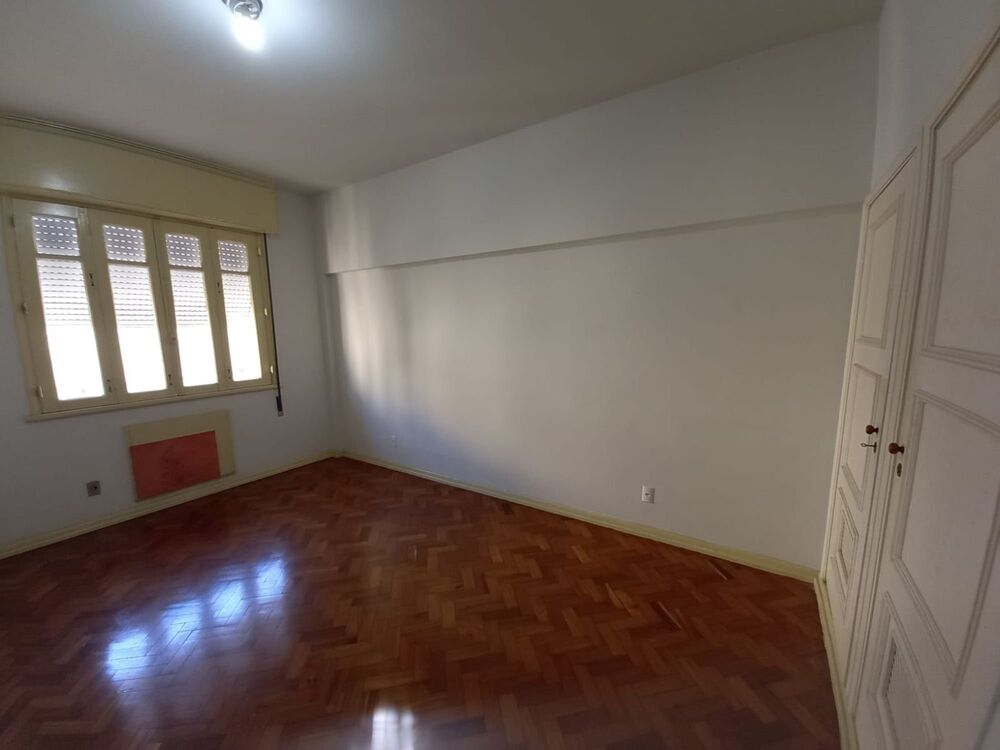 Apartamento à venda com 4 quartos, 240m² - Foto 15