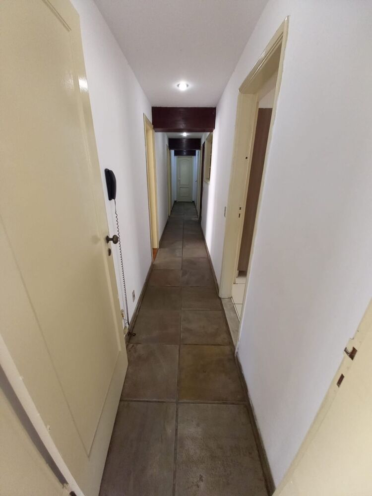 Apartamento à venda com 4 quartos, 240m² - Foto 12