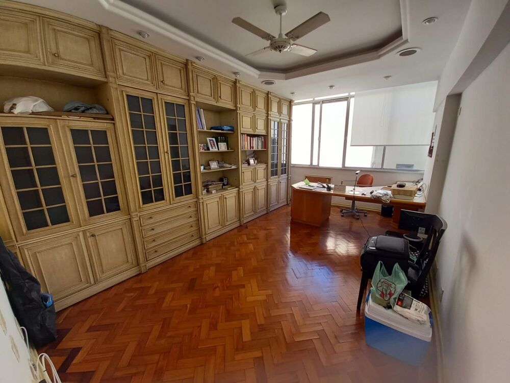 Apartamento à venda com 4 quartos, 240m² - Foto 13
