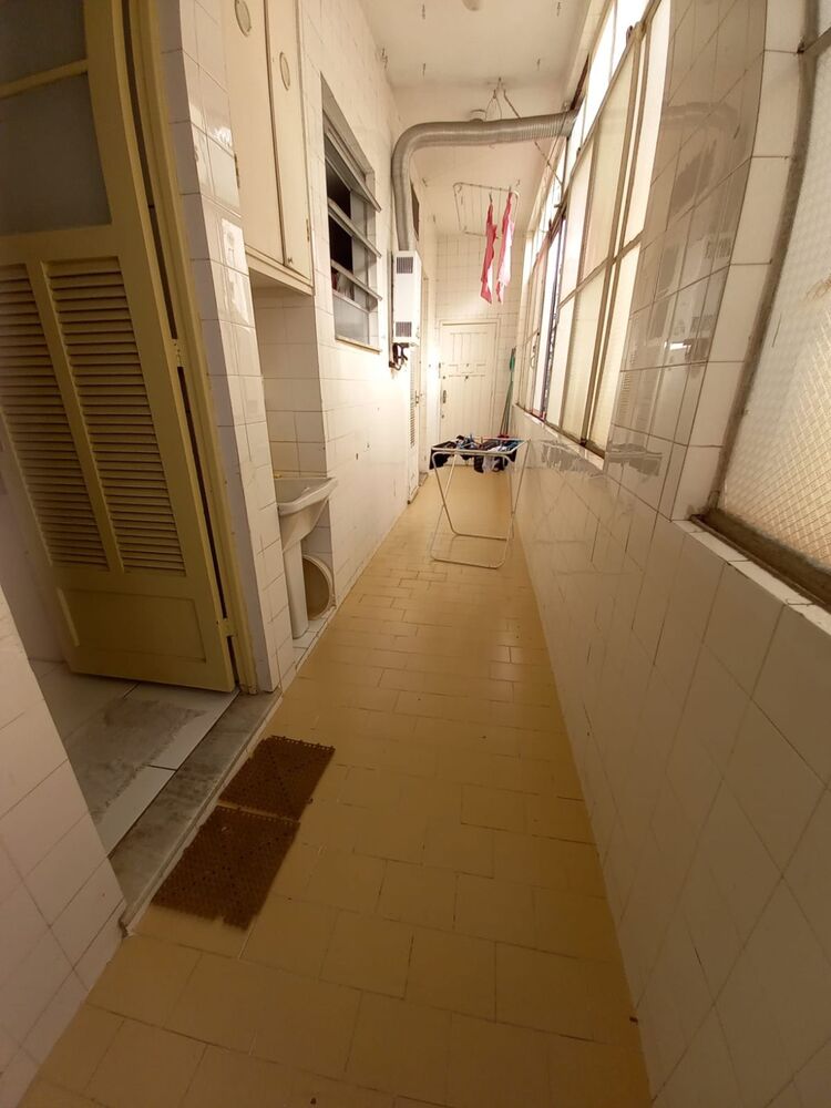 Apartamento à venda com 4 quartos, 240m² - Foto 6