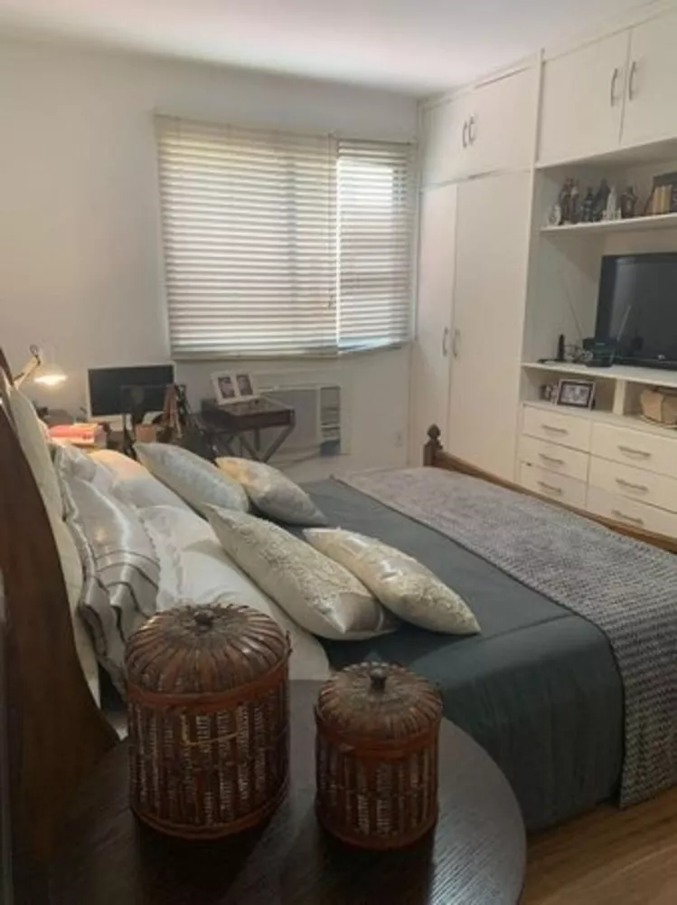 Apartamento à venda com 4 quartos, 145m² - Foto 17