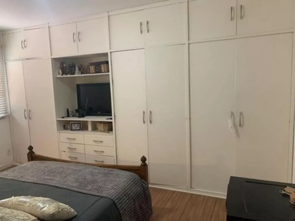 Apartamento à venda com 4 quartos, 145m² - Foto 18