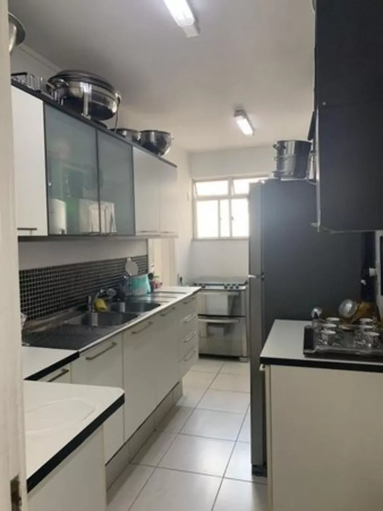 Apartamento à venda com 4 quartos, 145m² - Foto 8