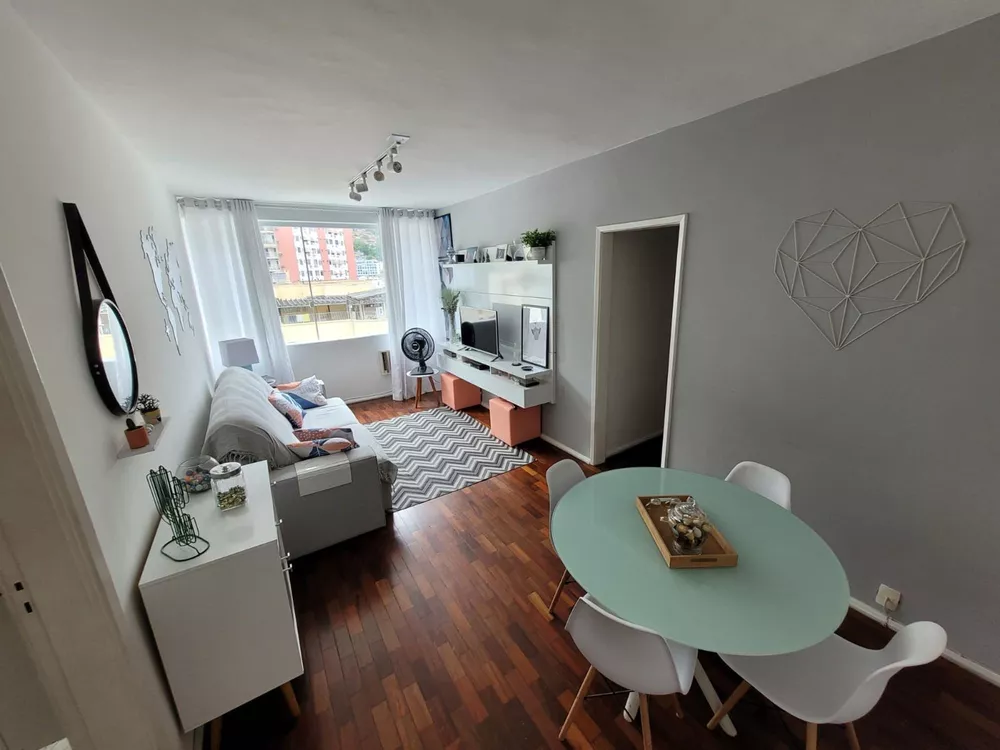 Apartamento à venda com 3 quartos, 83m² - Foto 11