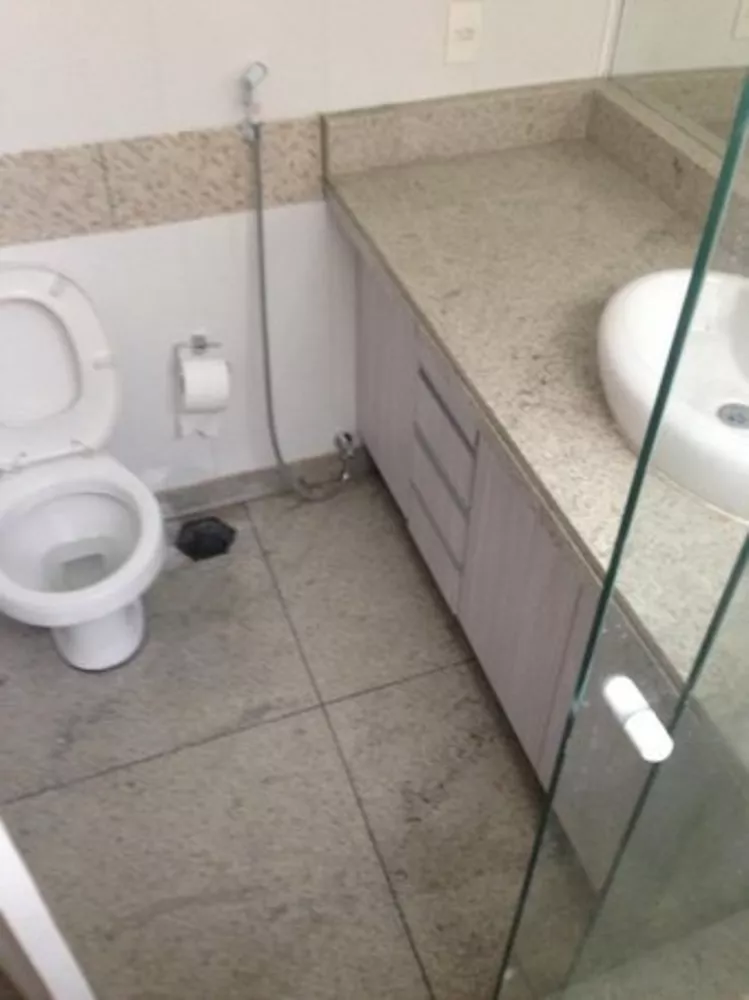 Apartamento à venda com 4 quartos, 200m² - Foto 3