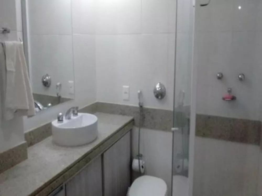 Apartamento à venda com 4 quartos, 200m² - Foto 6