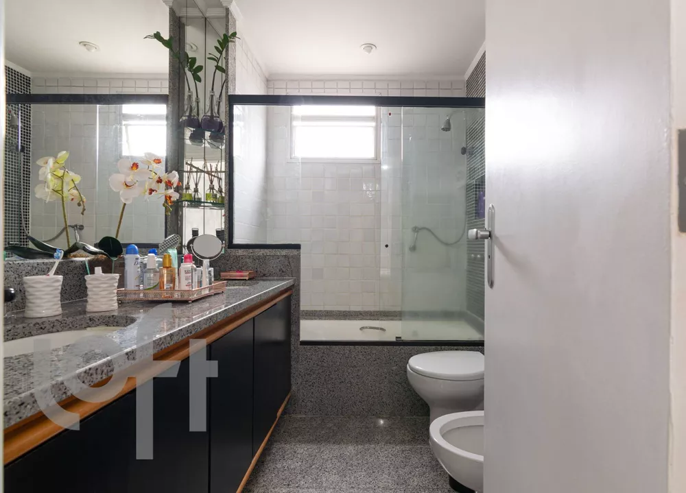 Apartamento, 3 quartos, 190 m² - Foto 2