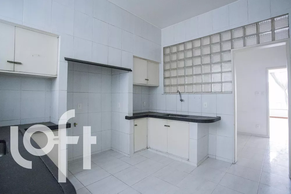 Apartamento à venda com 3 quartos, 270m² - Foto 10