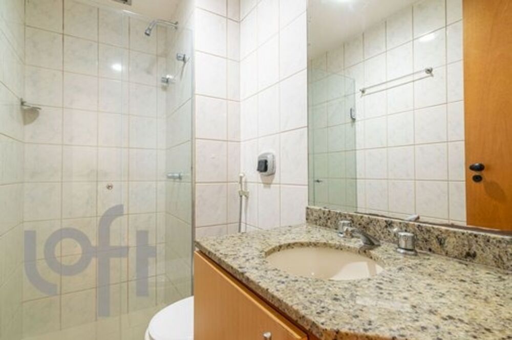 Apartamento à venda com 2 quartos, 60m² - Foto 2