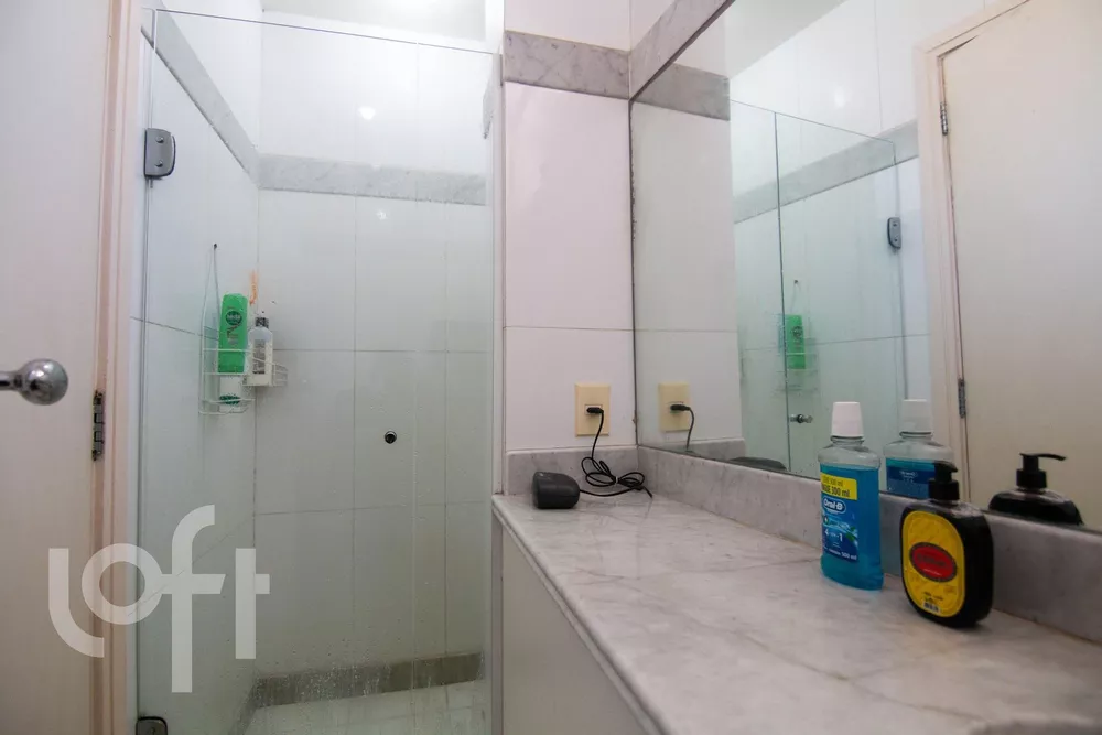 Apartamento à venda com 4 quartos, 197m² - Foto 7