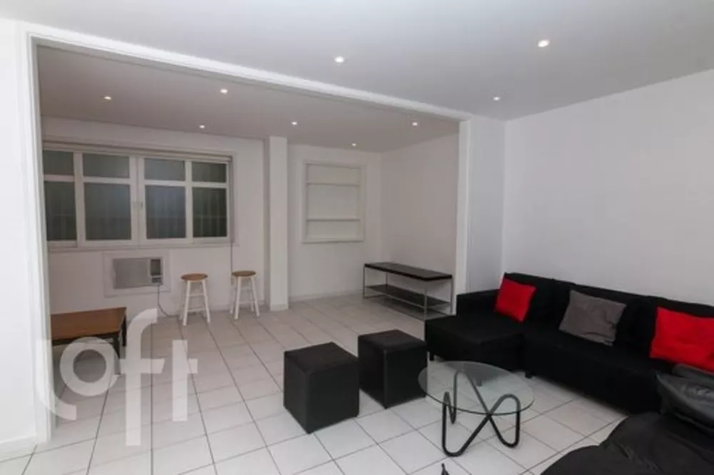 Apartamento à venda com 2 quartos, 90m² - Foto 1