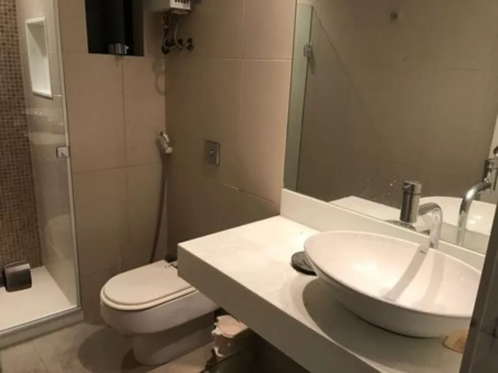 Apartamento à venda com 3 quartos, 170m² - Foto 2