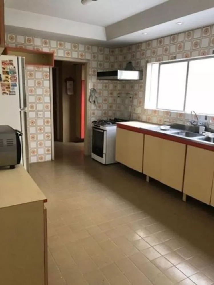 Apartamento à venda com 3 quartos, 170m² - Foto 12