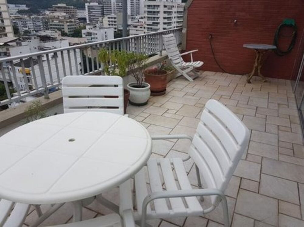 Apartamento à venda com 3 quartos, 150m² - Foto 9