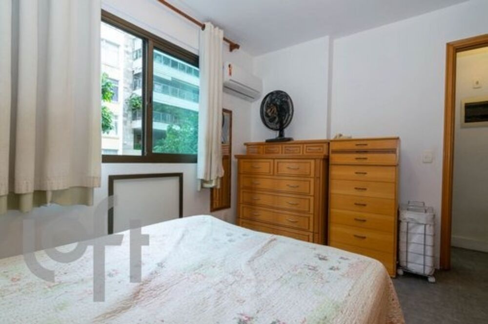Apartamento à venda com 1 quarto, 46m² - Foto 16