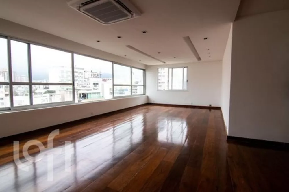 Apartamento à venda com 4 quartos, 187m² - Foto 1