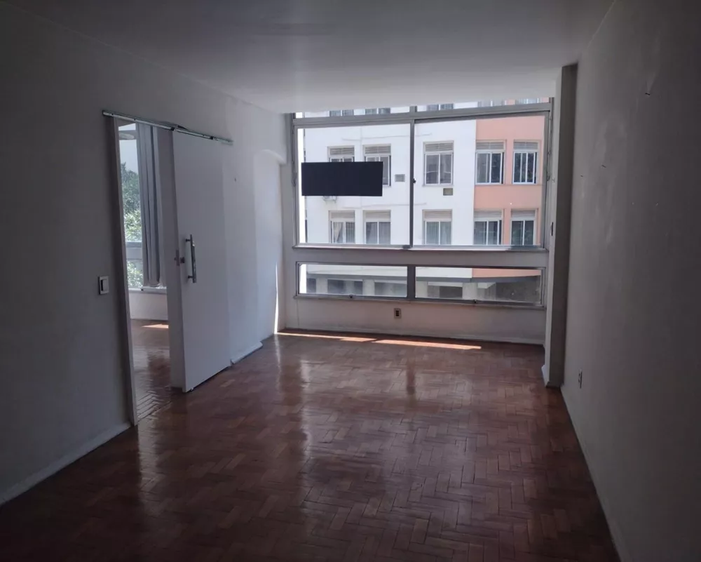 Apartamento à venda com 3 quartos, 120m² - Foto 1