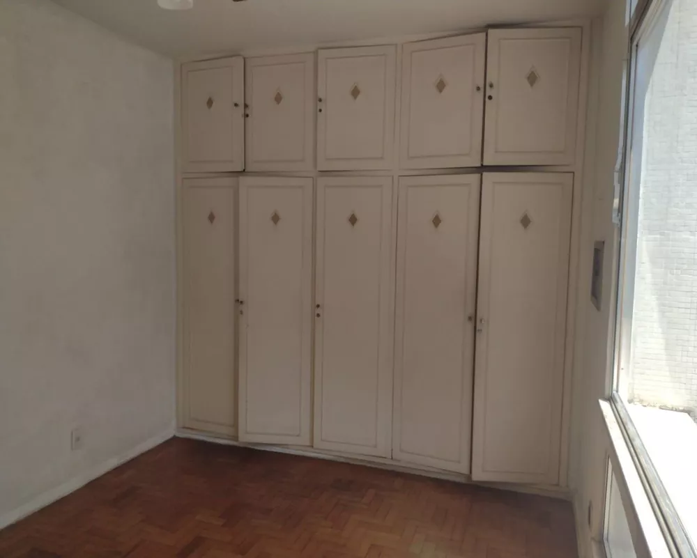 Apartamento à venda com 3 quartos, 120m² - Foto 9