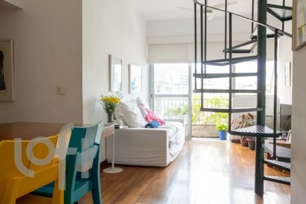 Apartamento à venda com 4 quartos, 182m² - Foto 1