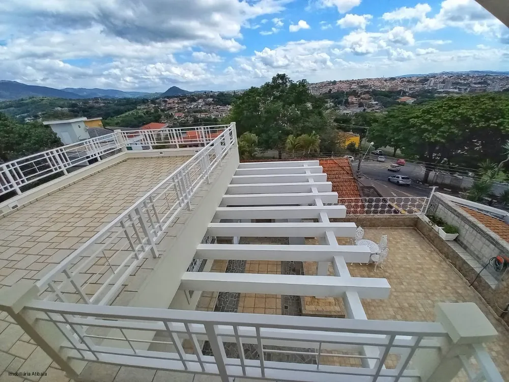 Sobrado, 3 quartos, 418 m² - Foto 2