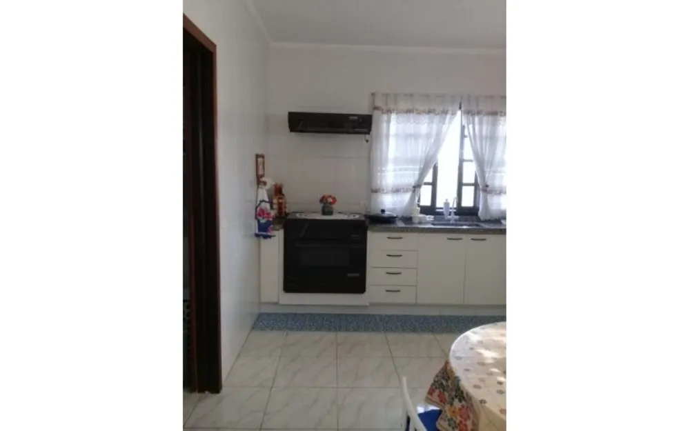 Casa, 3 quartos, 294 m² - Foto 3