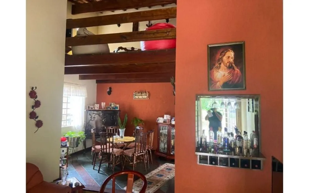 Casa, 3 quartos, 228 m² - Foto 1