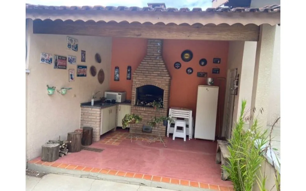 Casa, 3 quartos, 228 m² - Foto 2