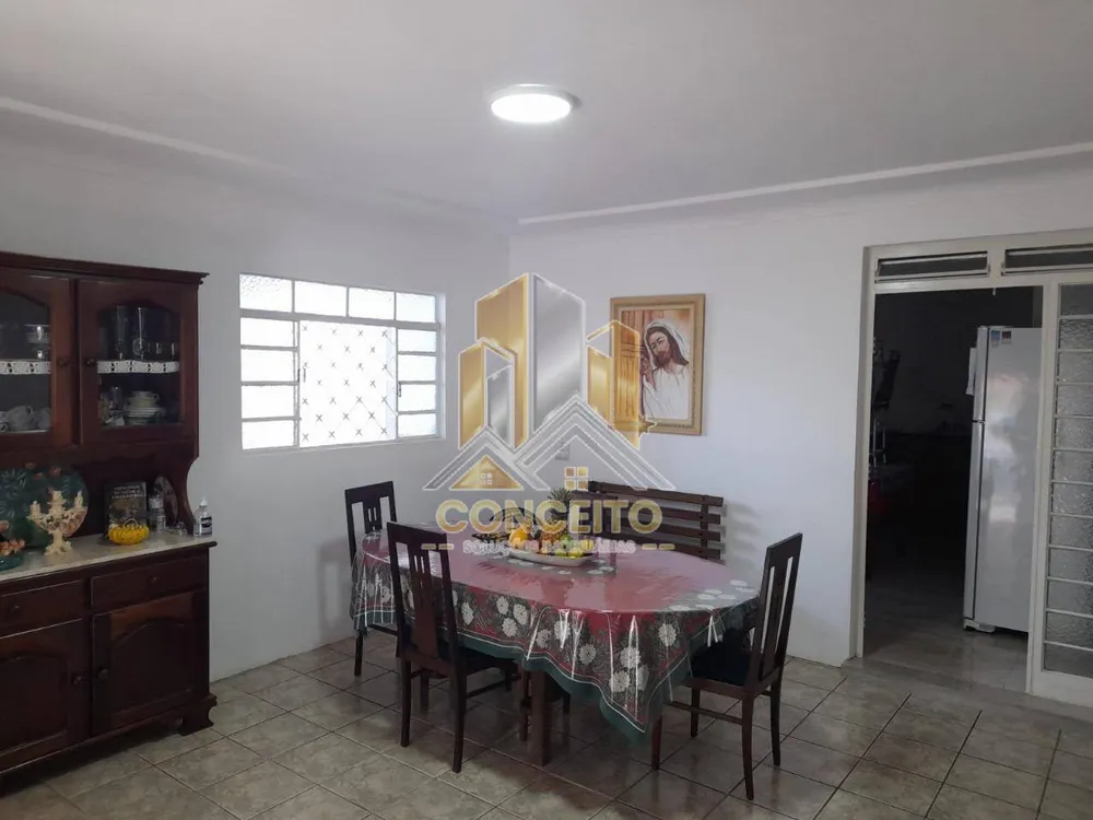 Casa, 3 quartos, 226 m² - Foto 10