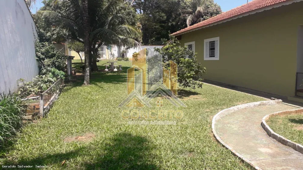 Casa, 4 quartos, 240 m² - Foto 9