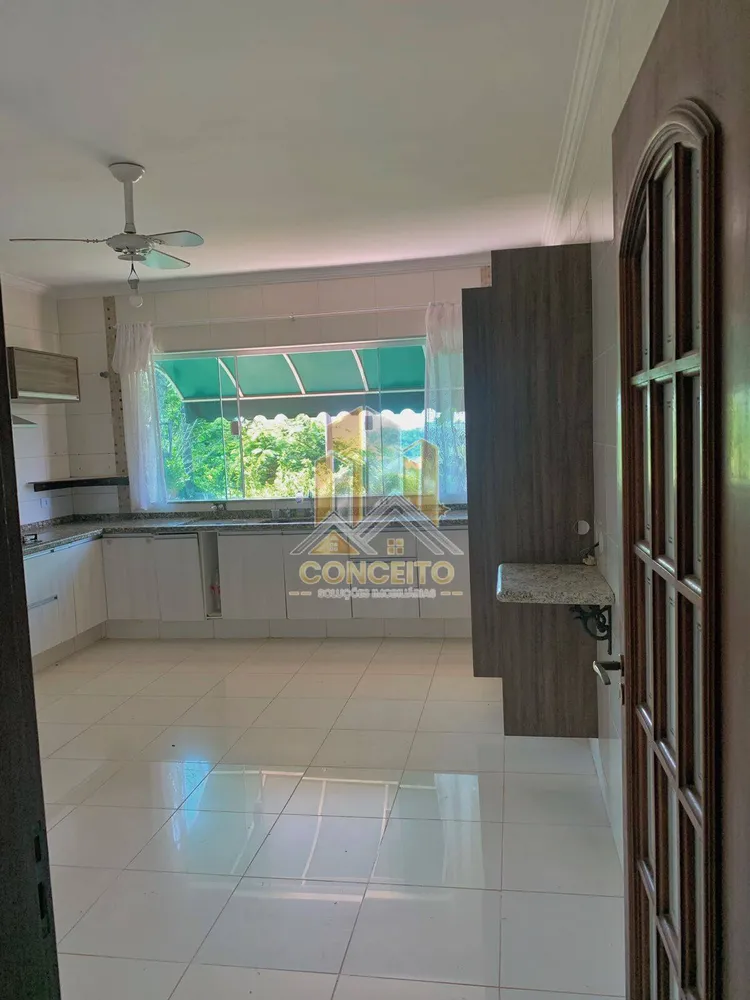 Casa, 3 quartos, 286 m² - Foto 8