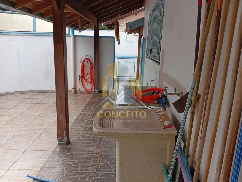 Casa, 3 quartos, 179 m² - Foto 2