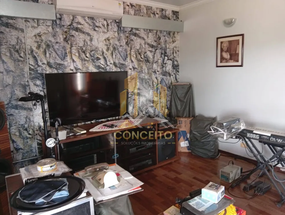 Casa, 3 quartos, 179 m² - Foto 1