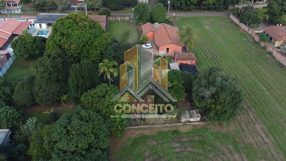 Chácara, 3 quartos, 2000 m² - Foto 1