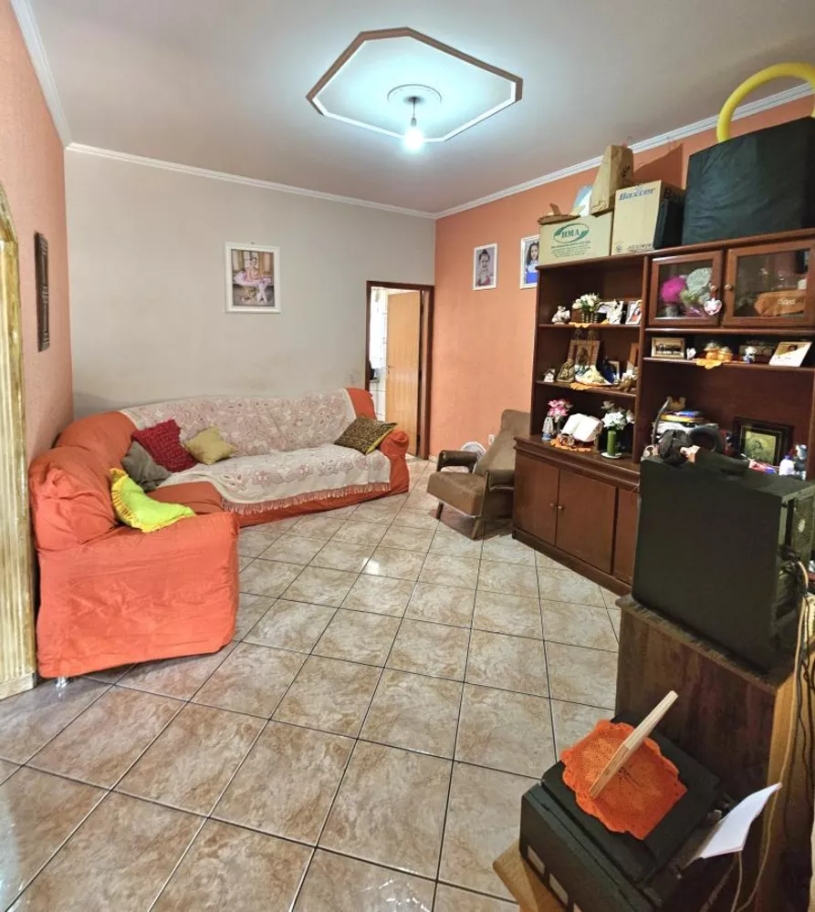 Casa à venda com 3 quartos, 250m² - Foto 3