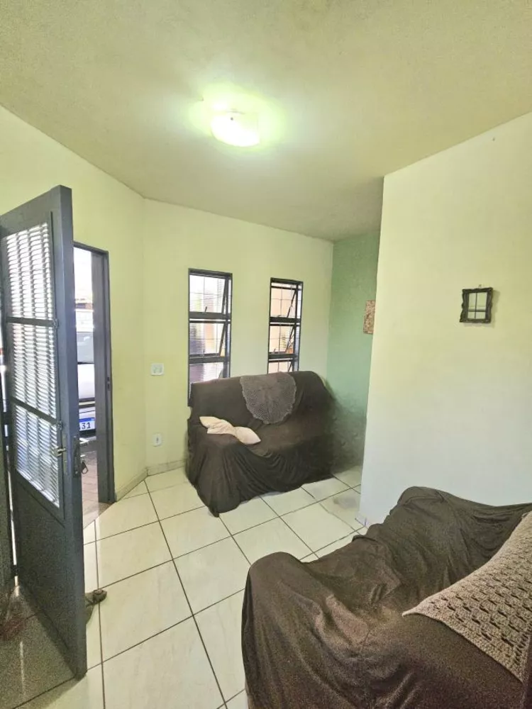 Casa à venda com 3 quartos, 160m² - Foto 3