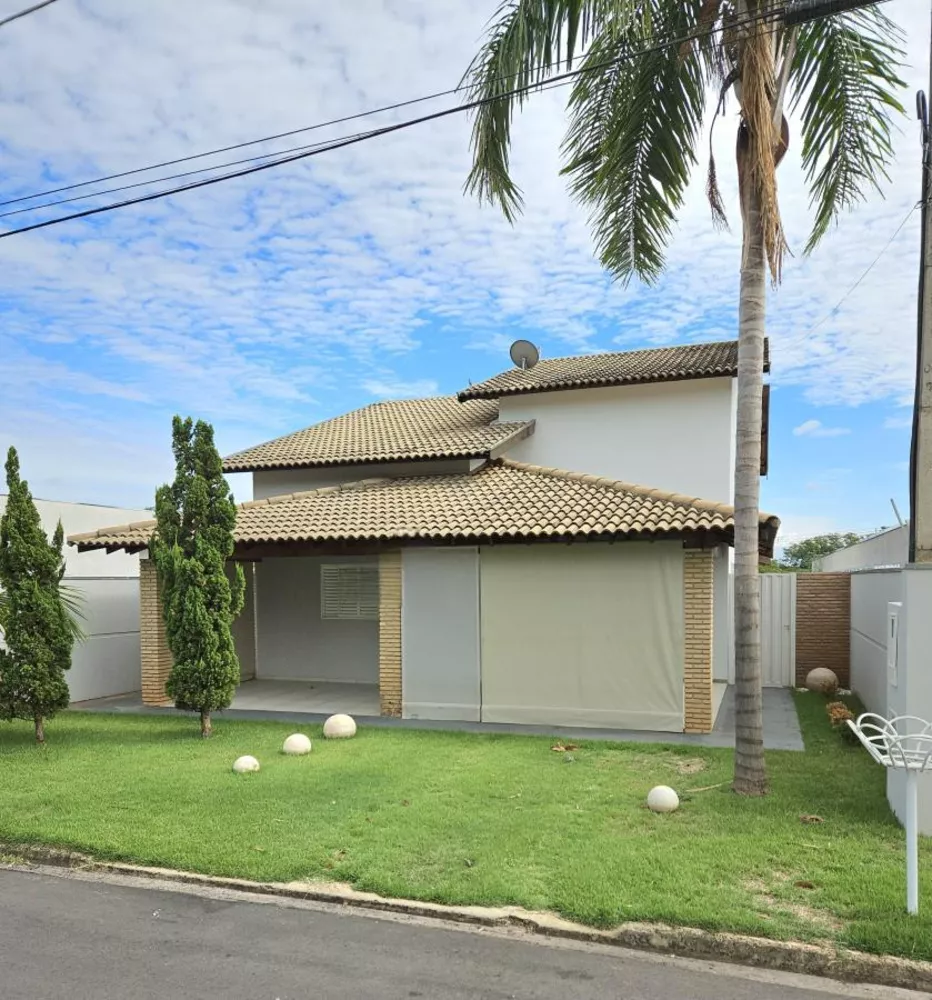 Casa à venda com 3 quartos, 300m² - Foto 1