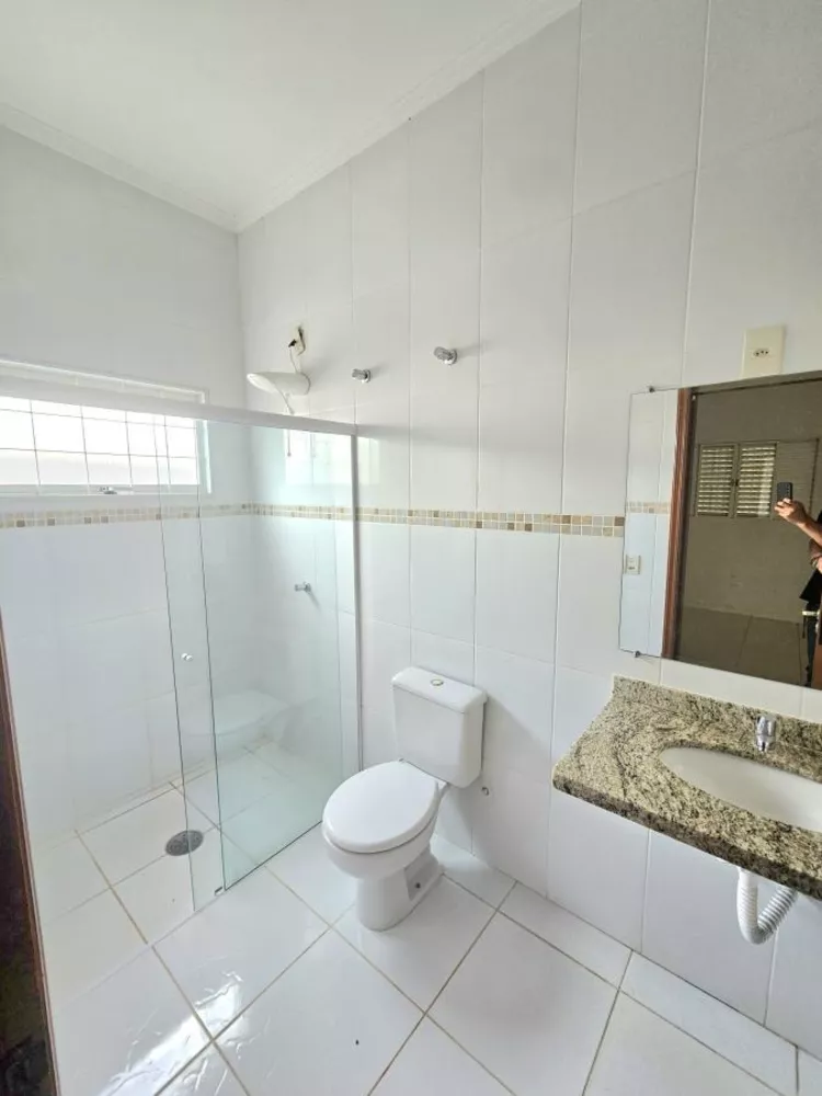 Casa à venda com 3 quartos, 300m² - Foto 3