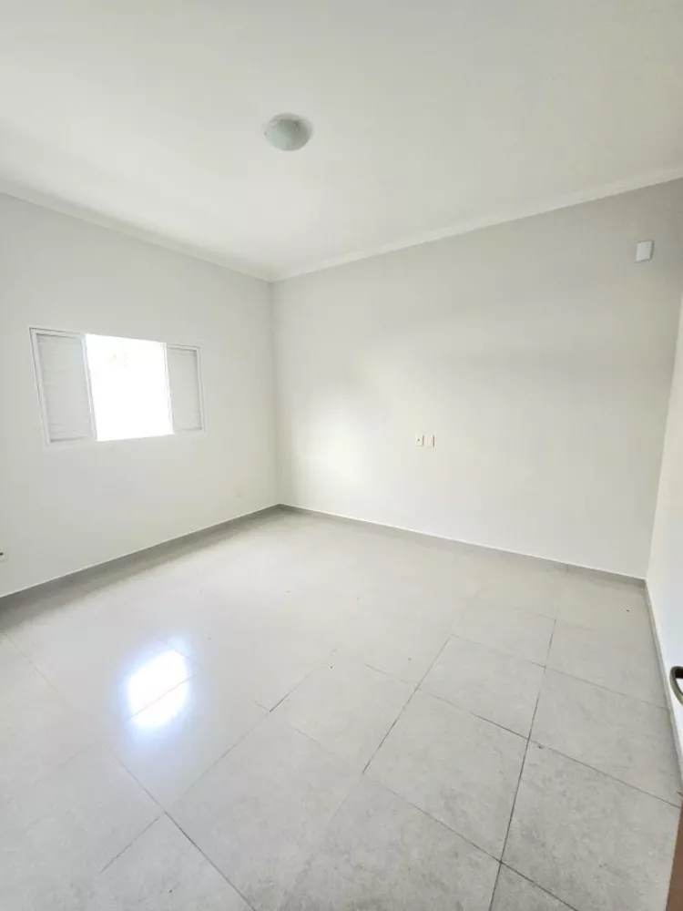 Casa à venda com 3 quartos, 300m² - Foto 8