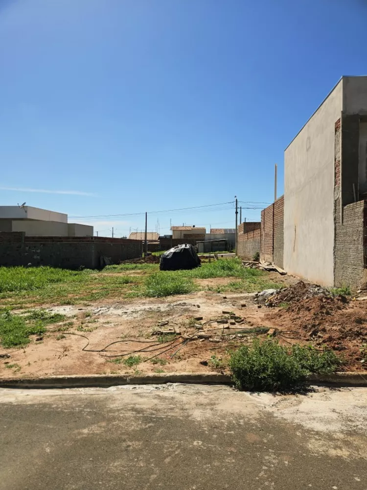 Terreno, 210 m² - Foto 1