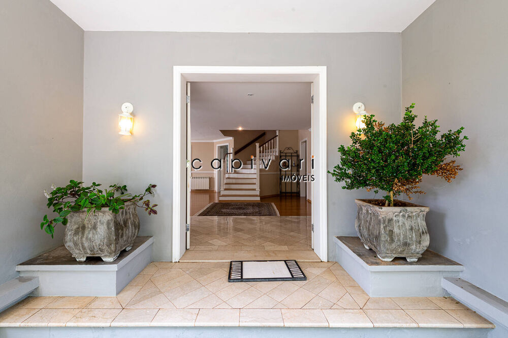 Casa, 4 quartos, 387 m² - Foto 1