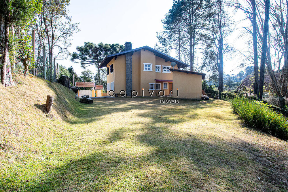 Casa, 4 quartos, 241 m² - Foto 1