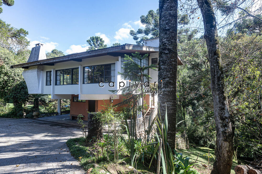 Casa, 4 quartos, 260 m² - Foto 1