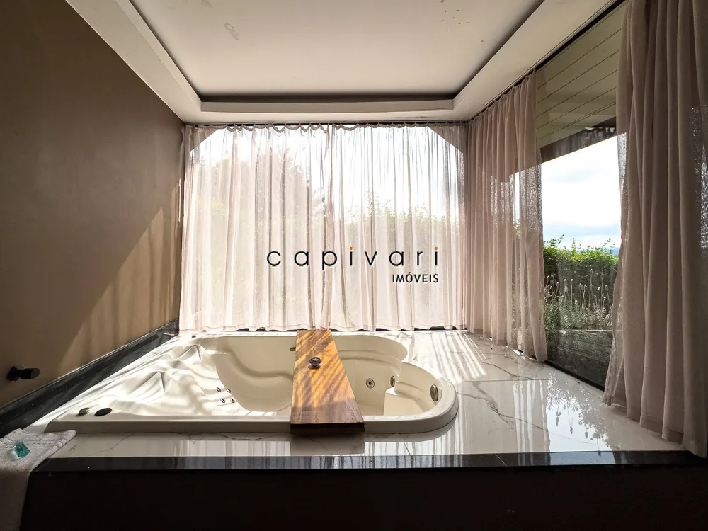 Casa, 5 quartos, 375 m² - Foto 1