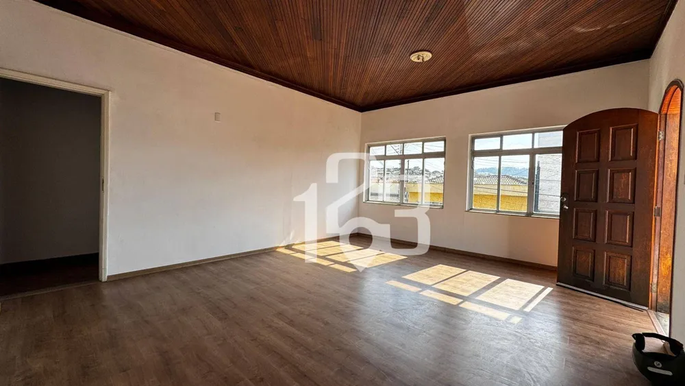 Casa, 4 quartos, 300 m² - Foto 1