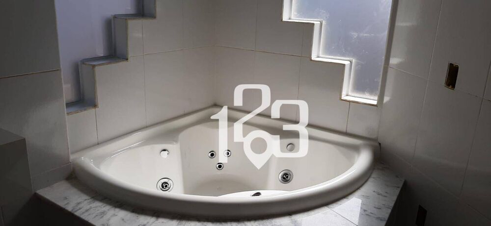Casa, 4 quartos, 259 m² - Foto 9