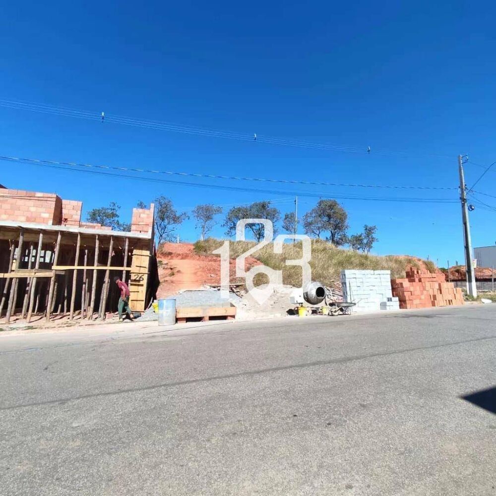Loteamento e Condomínio, 150 m² - Foto 1