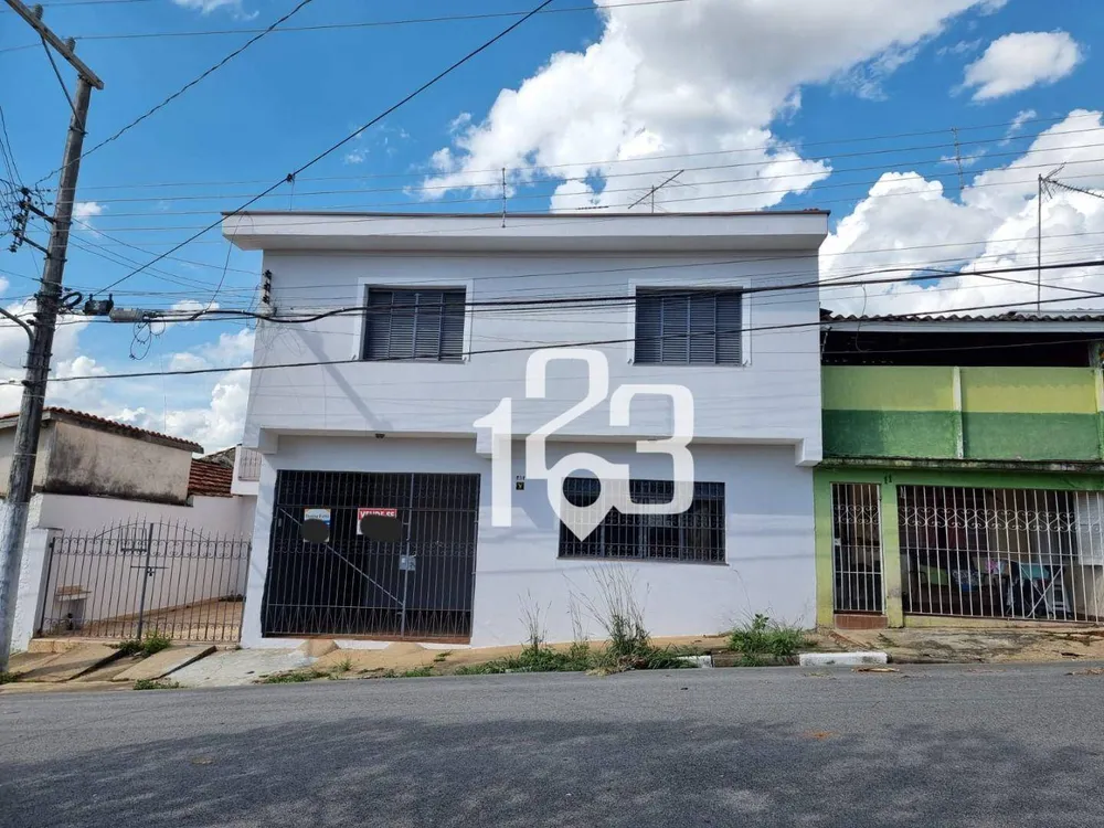 Casa, 4 quartos, 162 m² - Foto 1