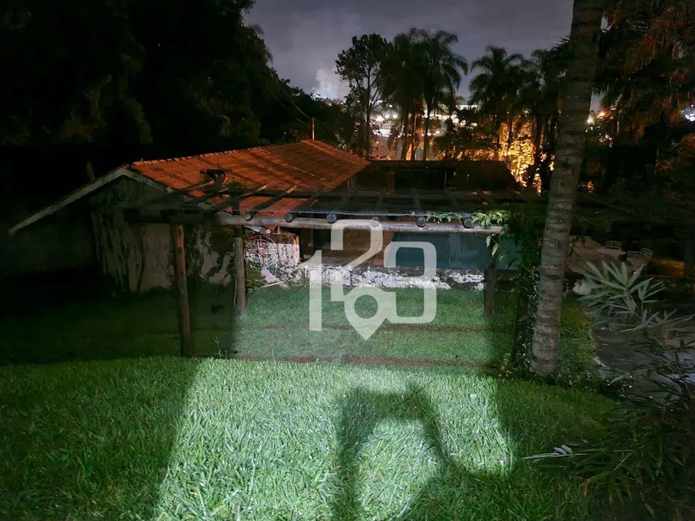 Chácara, 5 quartos, 3846 m² - Foto 8